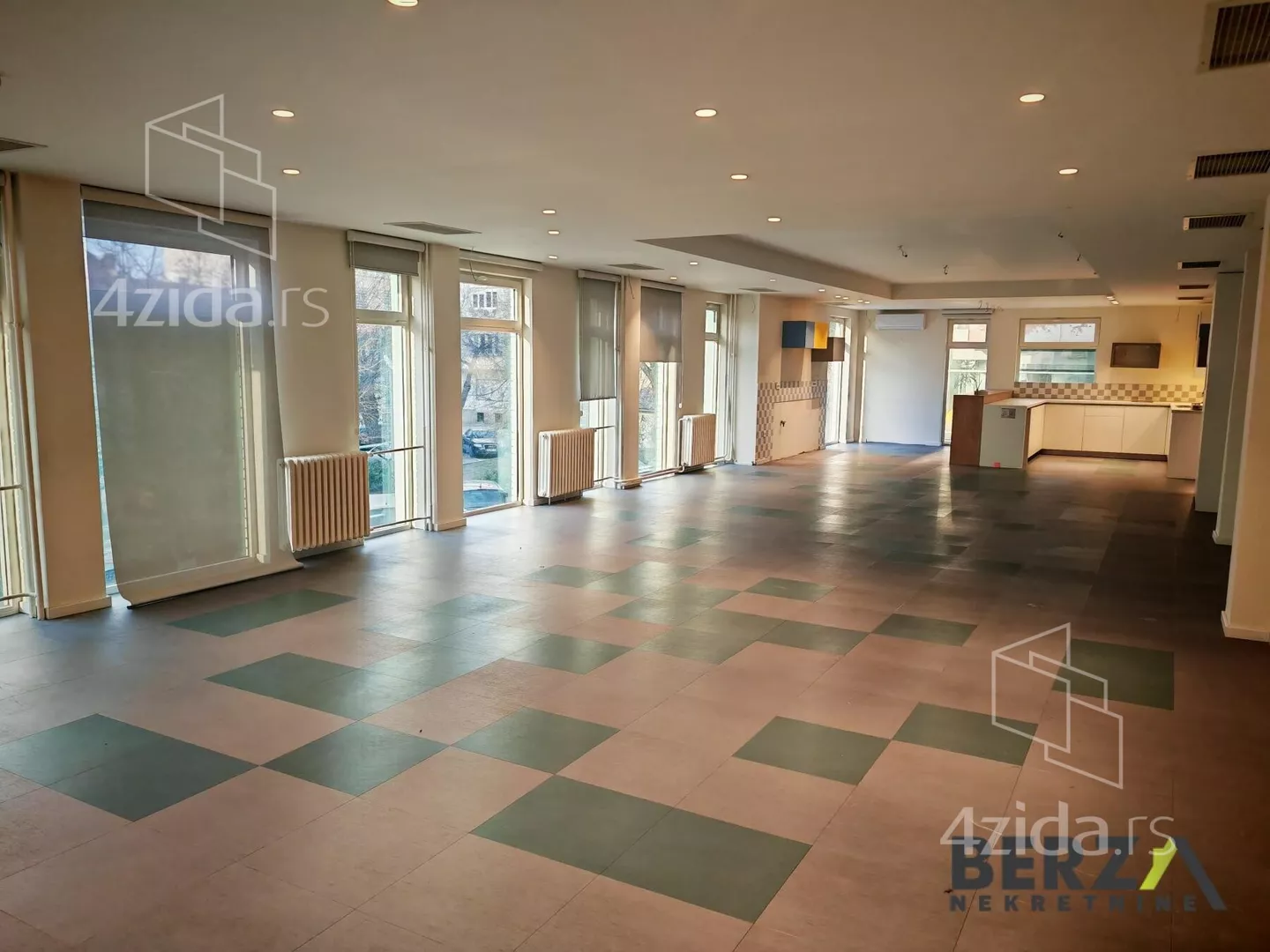 Poslovni prostor | 4zida