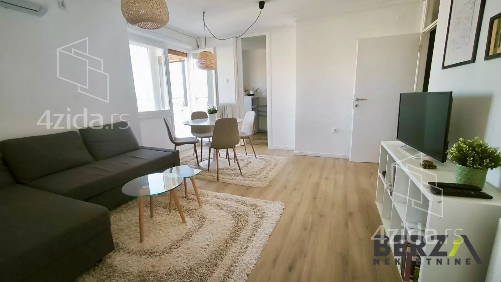 Jednoiposoban stan | 4zida