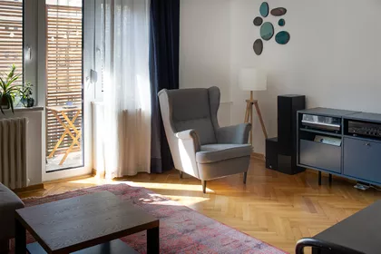 Episkopa Visariona | 4zida.rs