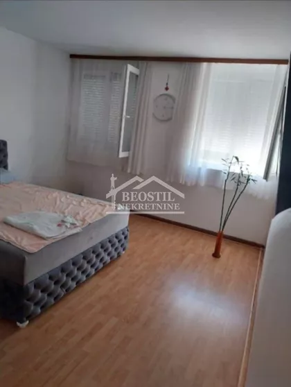 Jelezovačka | 4zida.rs