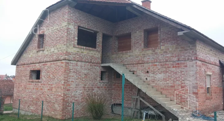 2-etažna kuća | 4zida