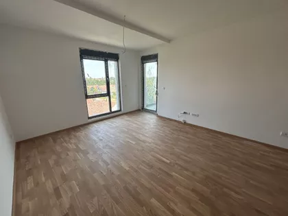 Lesnina | 4zida.rs