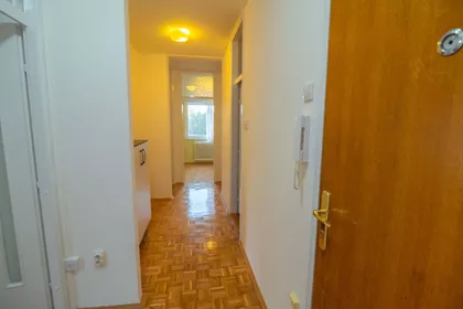 Sunčani Kej | 4zida.rs