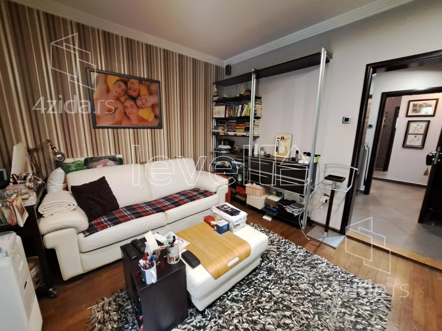 Petosoban stan | 4zida