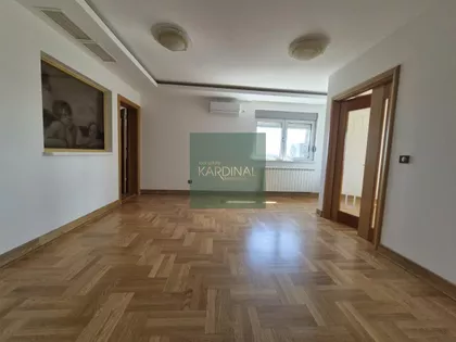 Vašarište | 4zida.rs