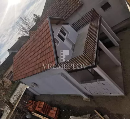 Mihaja Emineskua | 4zida.rs