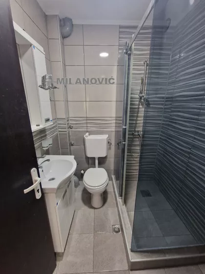 Prvomajska | 4zida.rs