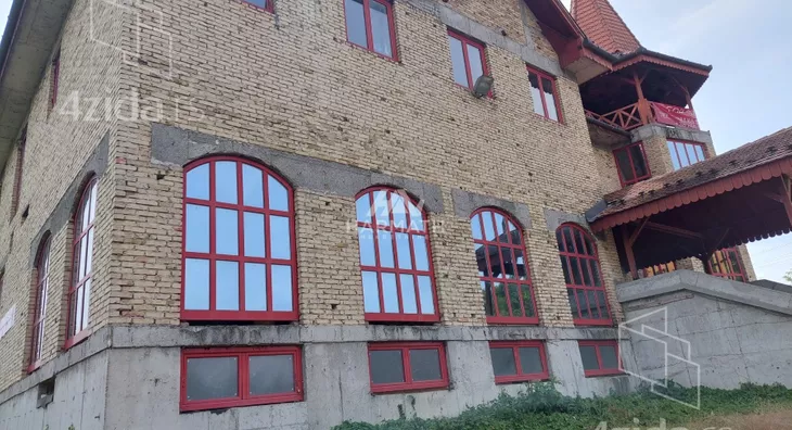 Turistički objekat | 4zida