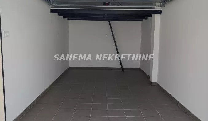 Garaža/Parking | 4zida