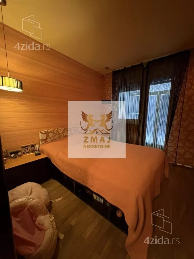 Petosoban stan | 4zida