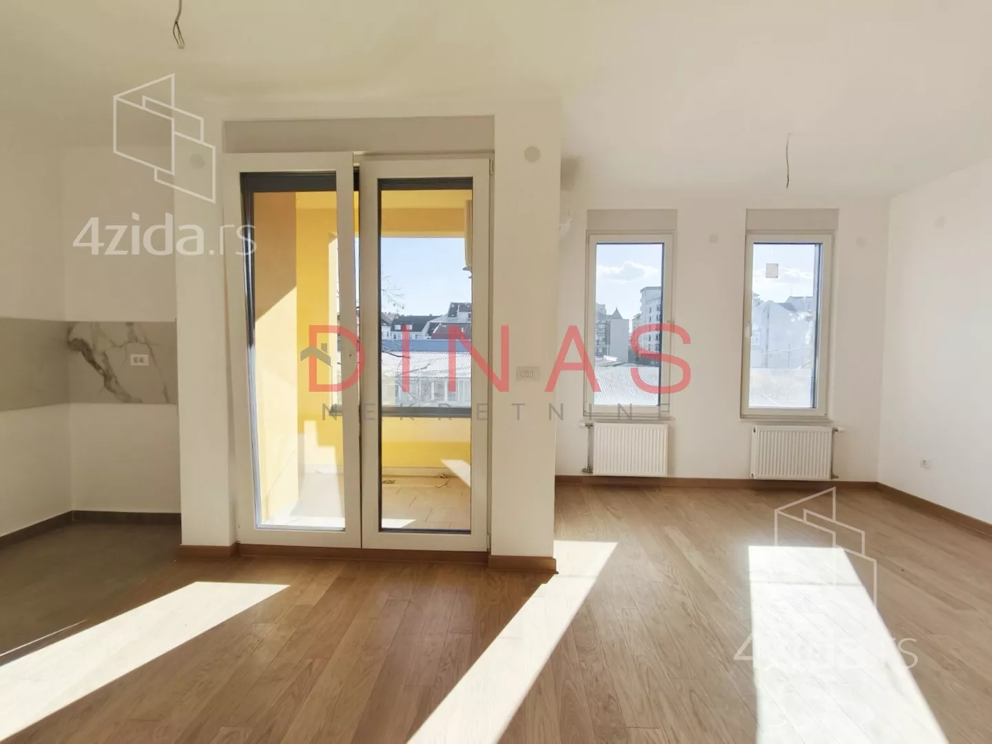 Četvorosoban stan | 4zida