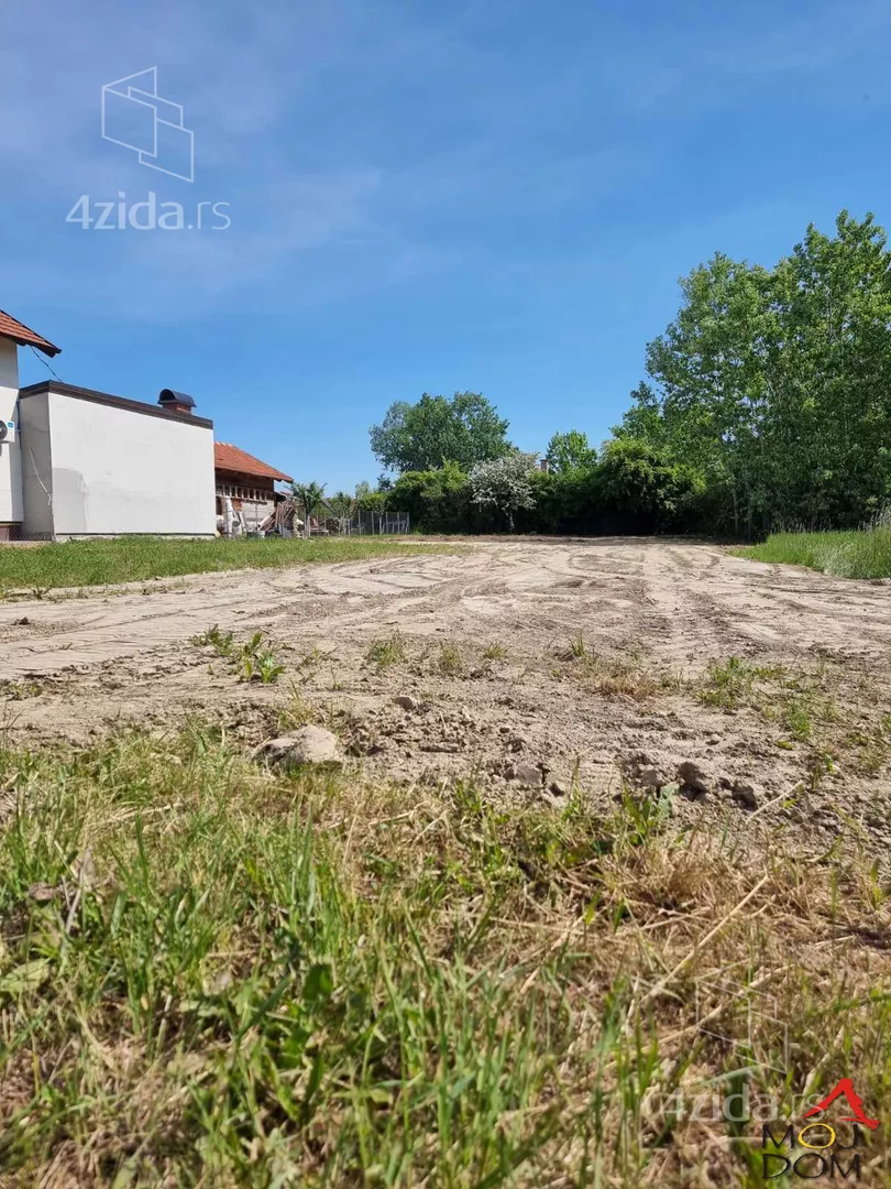 Plac | 4zida