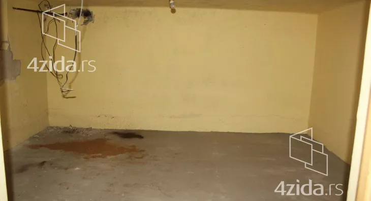 4-etažna kuća | 4zida