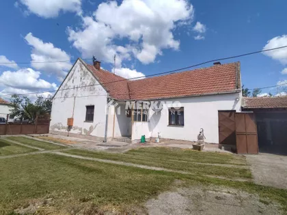 Čestereg | 4zida.rs
