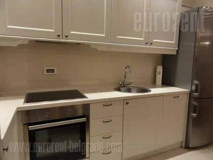 HILANDARSKA OKOLINA | 4zida.rs