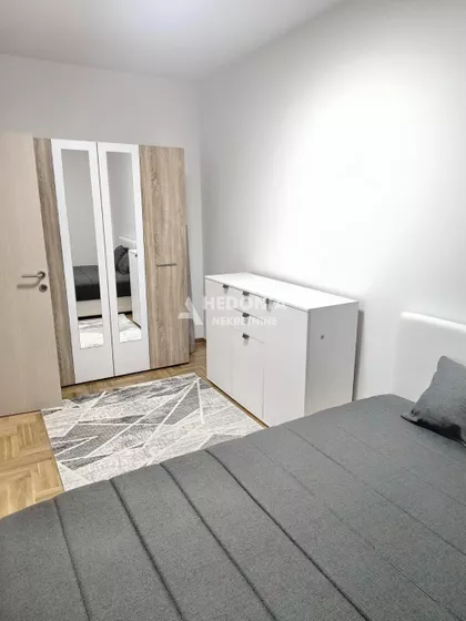 Cara Dušana | 4zida.rs