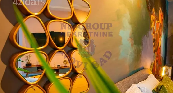 Šestosoban stan | 4zida