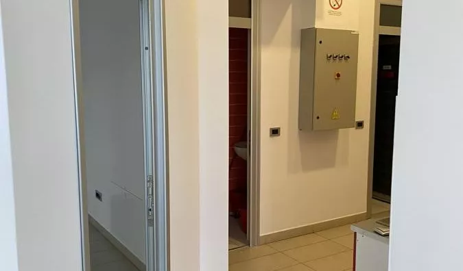 Poslovna zgrada | 4zida