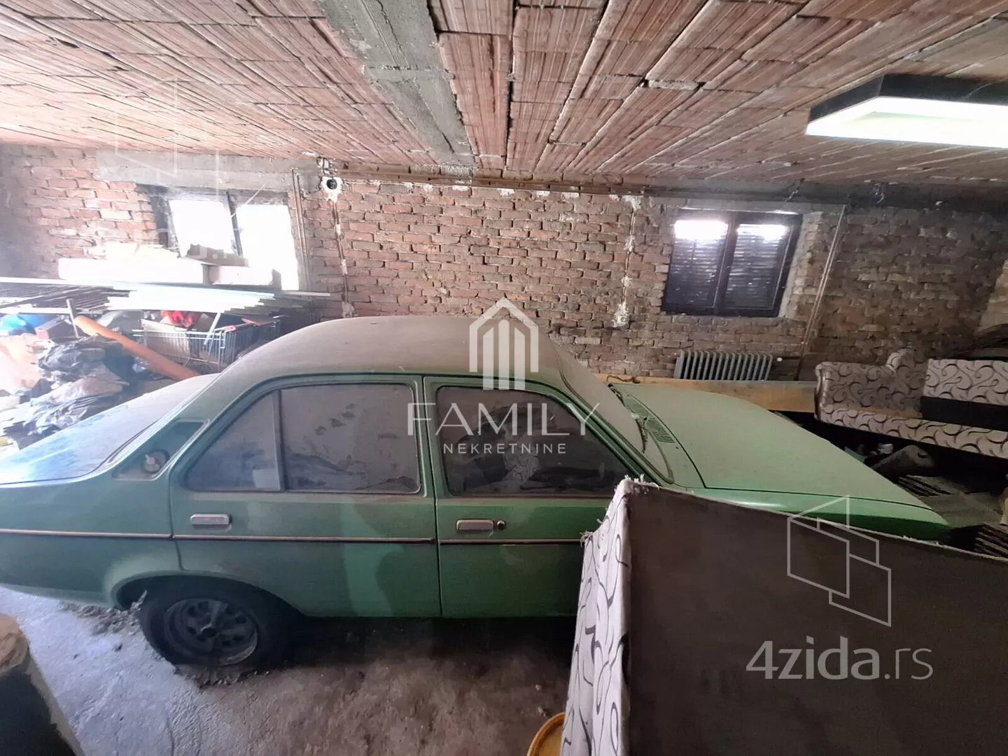 3-etažna kuća | 4zida