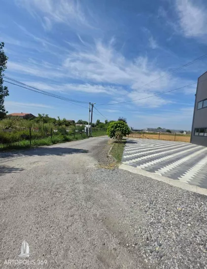 Makiš | 4zida.rs