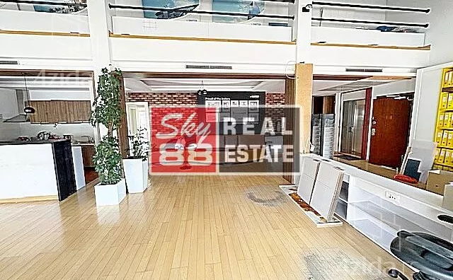 Šestoiposoban stan | 4zida