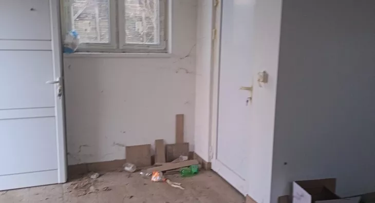 Poslovna zgrada | 4zida