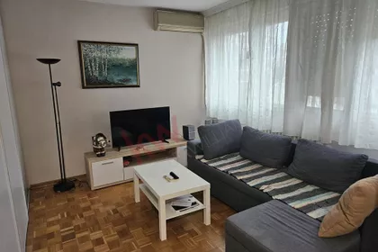 Karlovačka | 4zida.rs