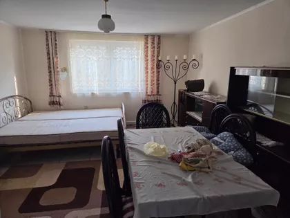 Vikend Naselje | 4zida.rs