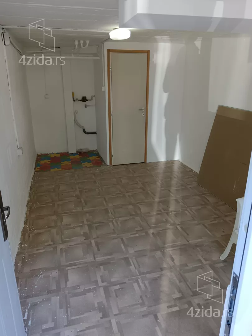 Garaža | 4zida