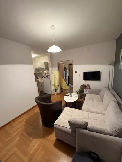 Adamovićevo Naselje | 4zida.rs