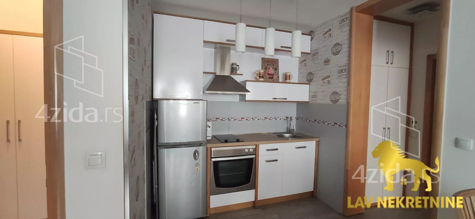 Jednoiposoban stan | 4zida