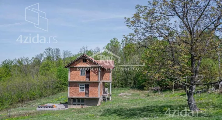 2-etažna kuća | 4zida