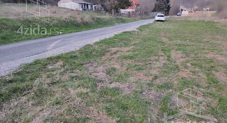 Plac | 4zida