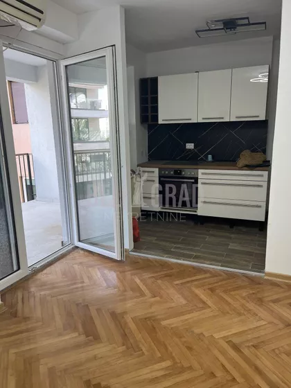 Gospodar Jevremova | 4zida.rs