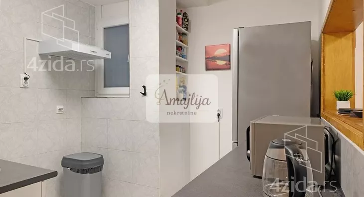 Petosoban stan | 4zida