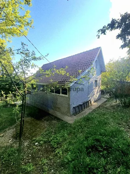 Partizanski put | 4zida.rs