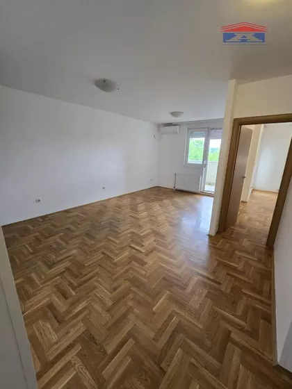 Bulevar Patrijarha Pavla (Somborski Bulevar) | 4zida.rs