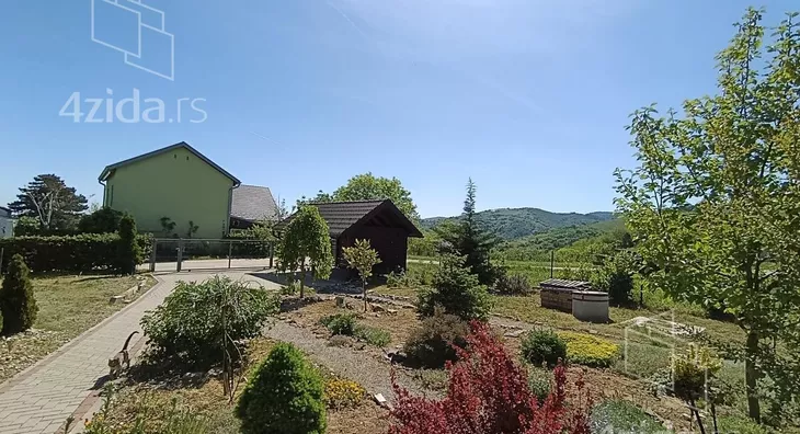 Kuća | 4zida