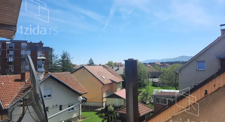 4-etažna kuća | 4zida