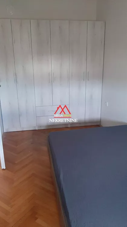 Stevana Momčilovića | 4zida.rs