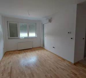 Petrovaradin, Gradske lokacije, Novi Sad, 2.0 stan | 4zida.rs