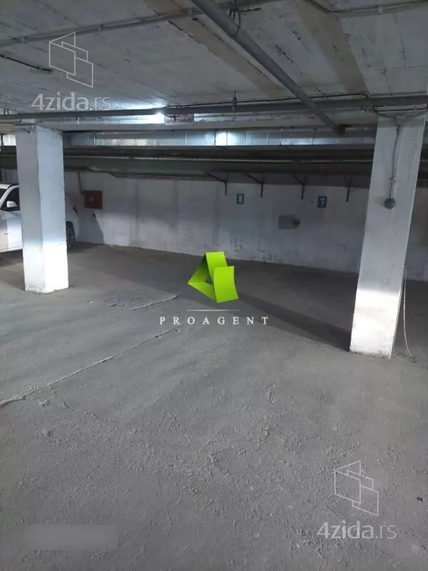 Garaža | 4zida