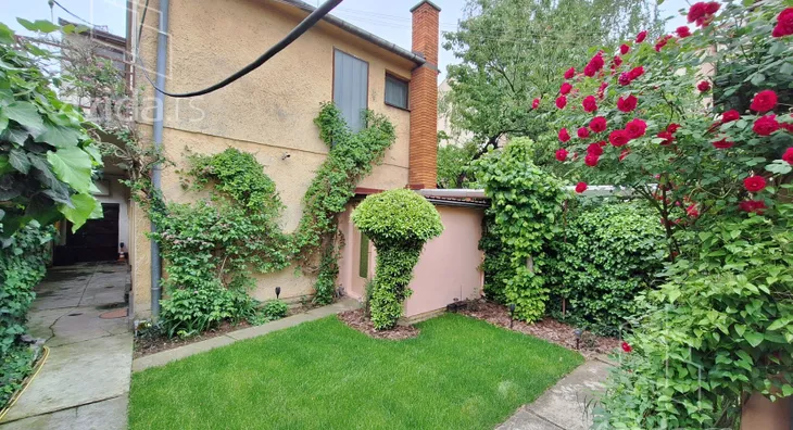 Poslovna zgrada | 4zida