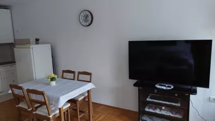 Prvomajska 20 | 4zida.rs