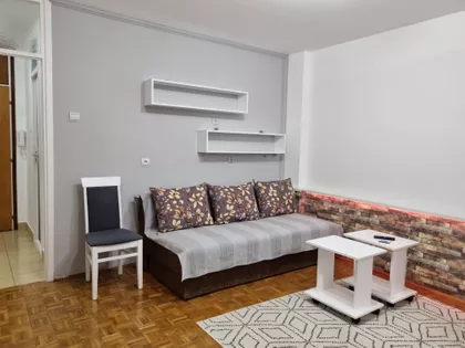 Bulevar Cara Lazara 83 | 4zida.rs