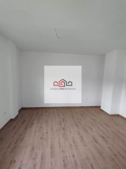 Podbara | 4zida.rs