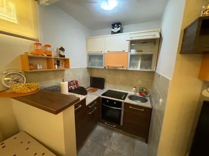 Crvenog Gloga 23 | 4zida.rs