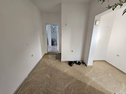 Trg Bratstva I Jedinstva | 4zida.rs