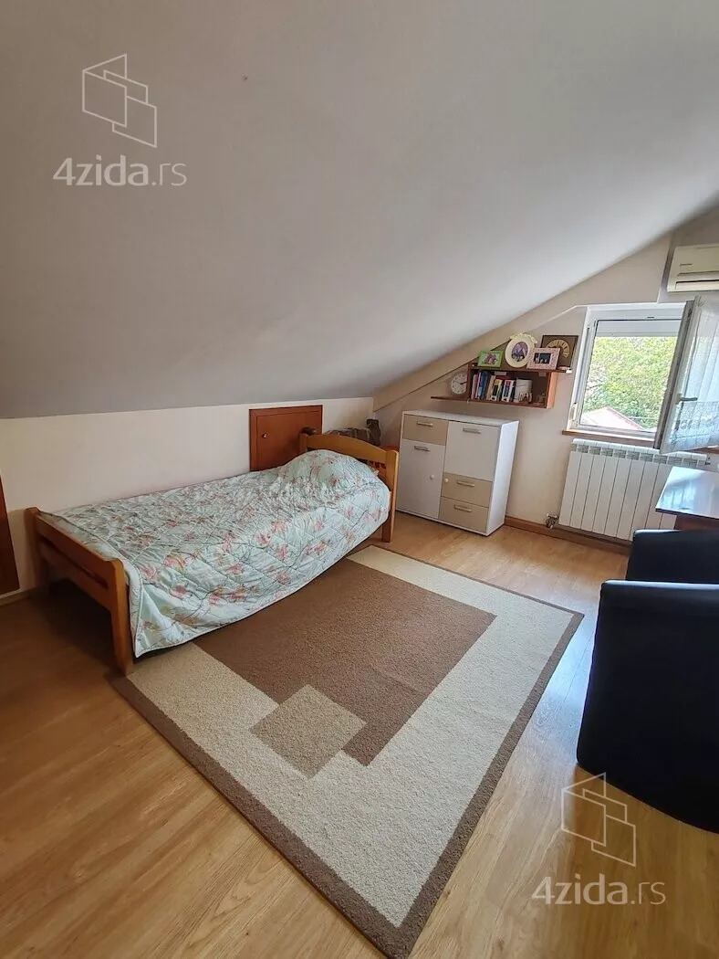 4-etažna kuća | 4zida