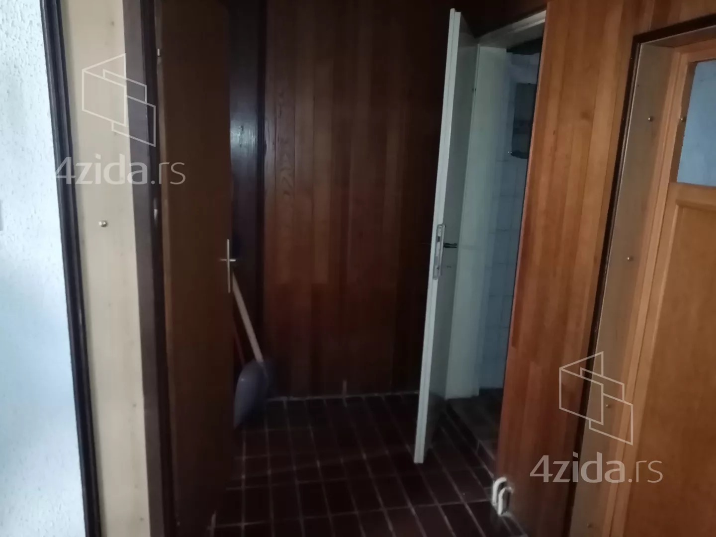Kancelarija | 4zida